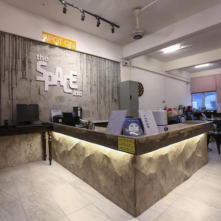Spot On 90587 The Space Inn Куала-Тренгану Экстерьер фото